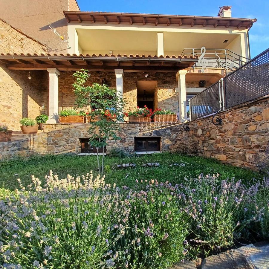 Apartamento Las Campanitas Nunomoral Екстериор снимка