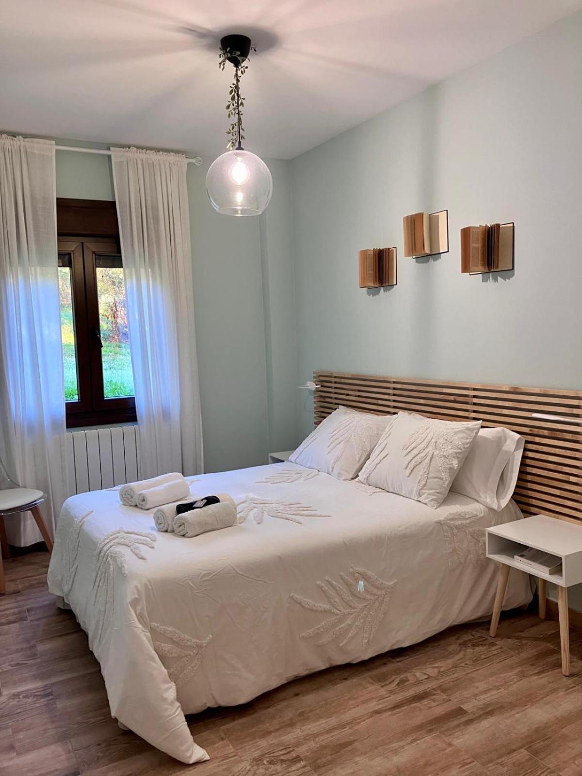 Apartamento Las Campanitas Nunomoral Екстериор снимка